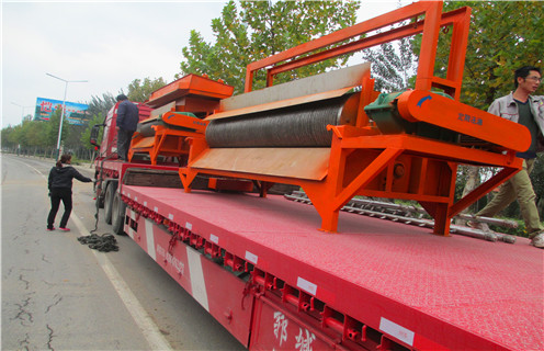 磁選機(jī)，褐鐵礦磁選機(jī)，性?xún)r(jià)比好的褐鐵礦磁選機(jī)